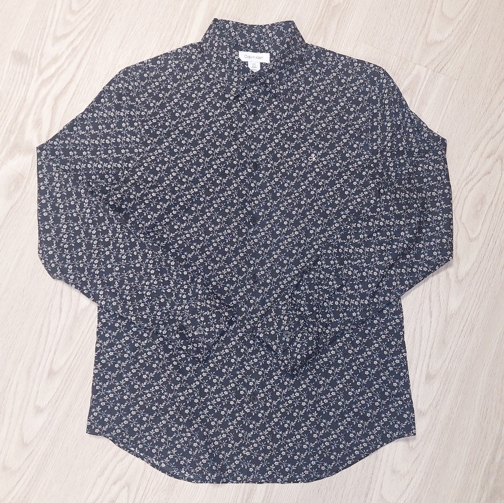 Calvin Klein Men's Button Down Dress Shirt Floral Pattern, Med